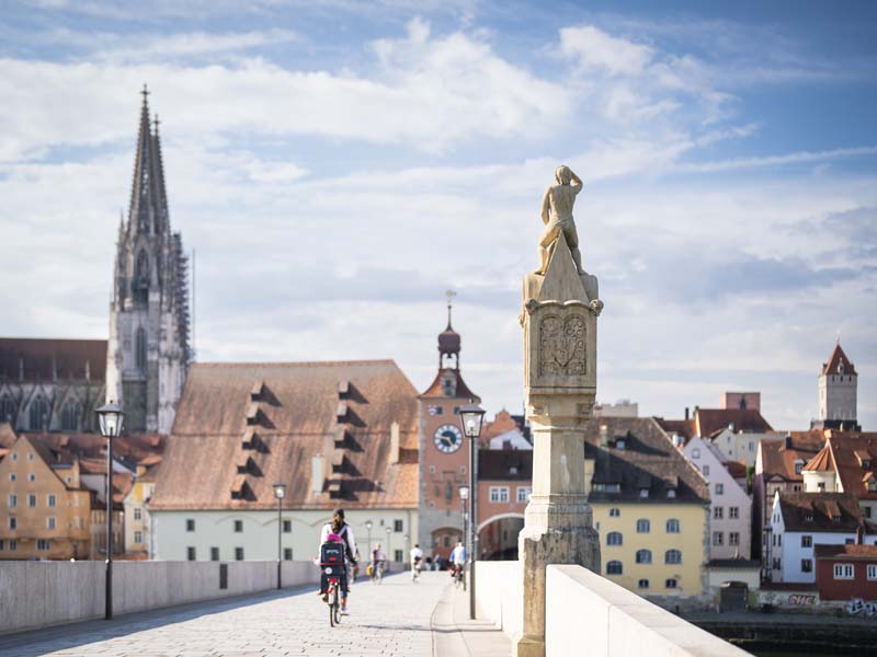 Unesco-Regensburg-Steinerne-Brücke-rondreizen.nl_800